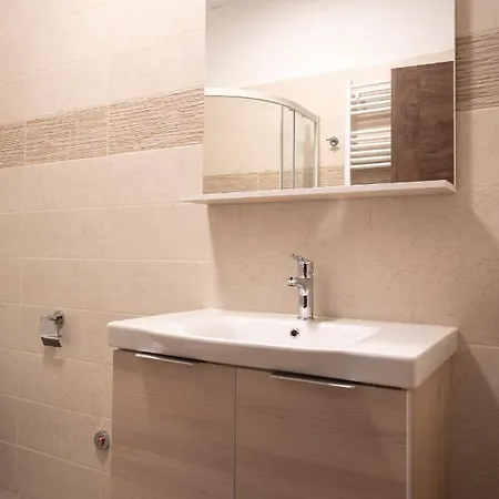 Konukevi Peregrin Sveta Gora