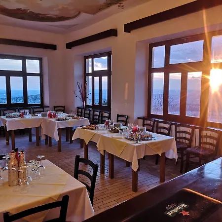 Konukevi Peregrin Sveta Gora 3*